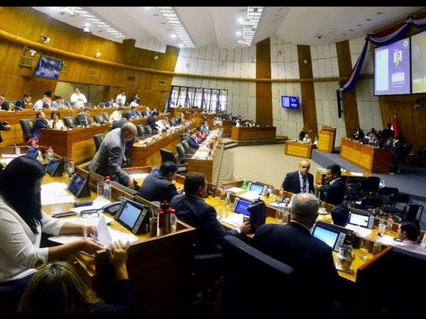 PRESENTAN PROYECTO DE LEY QUE PLANTEA QUE RECURSOS DE BINACIONALES SEAN INCLUIDOS EN EL PGN