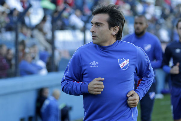 Martín Ligüera resalta a la gente de Olimpia