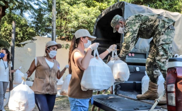 HOY / Ribereños y carenciados del interior se benefician con kits de alimentos