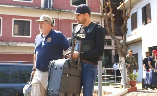 HOY / Moteles funcionan y dan ayuda para cuarentenas, afirma Euclides