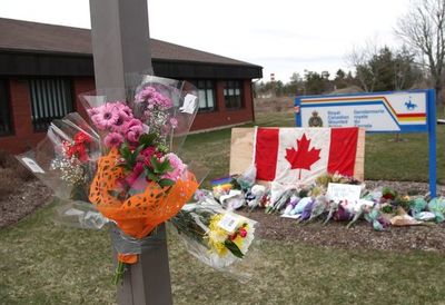 Sube a 23 el número de muertos en peor tiroteo de la historia de Canadá - Mundo - ABC Color