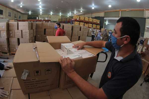 Unos 24.000 equipos de bioseguridad ya están a disposición del Ministerio de Salud » Ñanduti