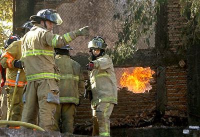 Gran incendio se produjo en zona del Mercado 4