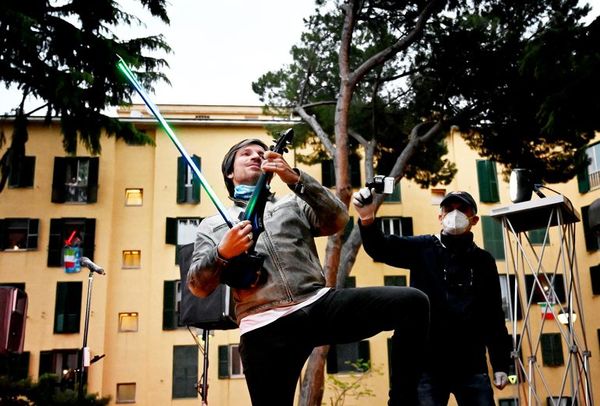 Música a domicilio, en Roma - Artes y Espectáculos - ABC Color