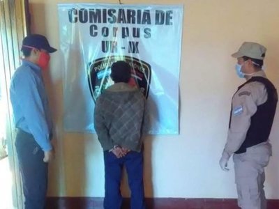 Cruzó en canoa a Argentina para comprar mercadería y lo expulsaron