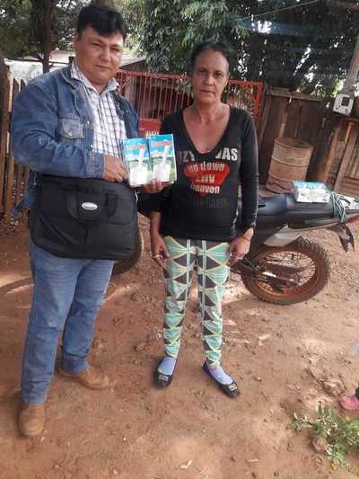 Intendente de San Alberto pretende politizar hasta las ollas populares