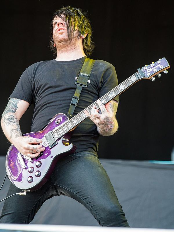 Fallece a los 35 años Derek Jones, guitarrista de Falling in Reverse - Música - ABC Color