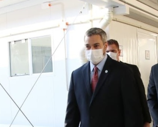 Abdo aguardará informe de SENAC para destituir a presidenta de PETROPAR: 'Si amerita, así será'