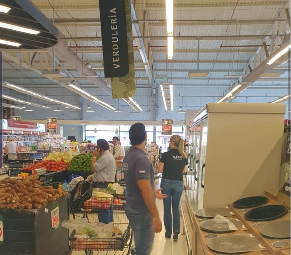 Fiscalía abrió indagatoria a supermercados que no respetar protocolos sanitarios - ADN Paraguayo