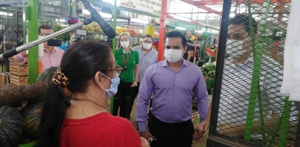 HOY / Viceministro de Empleo verificó medidas sanitarias en Mercado de Abasto