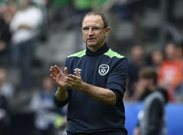 Irlanda del Norte destituye a su entrenador