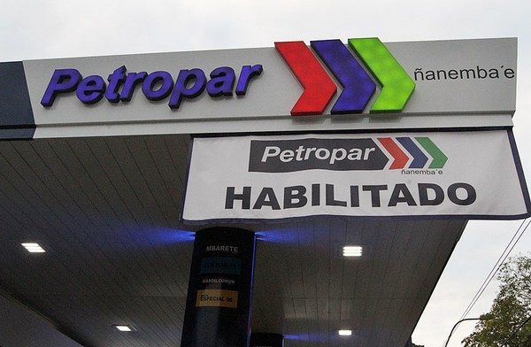 Ficalia allana PETROPAR tras compra de agua tónica "anti-COVID" - Paraguay Informa