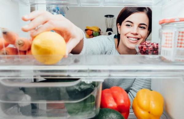 ¿Cuánto puede vivir el coronavirus dentro del refrigerador? - SNT