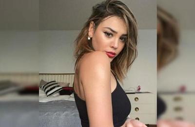 El efecto Ester Expósito: Danna Paola supera los 3 millones de 'likes' con un sensual baile en pijama - C9N