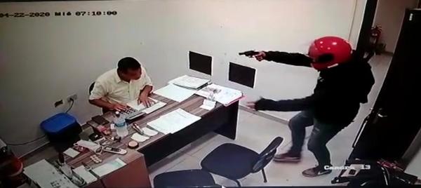 Dos delincuentes roban al menos G.17 millones al tomar por asalto una estación de servicios – Diario TNPRESS