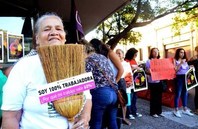 La SET confirma que domésticas que no tengan IPS deberán emitir factura legal - Paraguay Informa