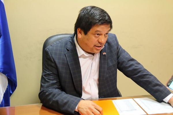 Esposa del diputado Rojas fiscalizó obras en municipios donde ganó licitaciones - Paraguay Informa
