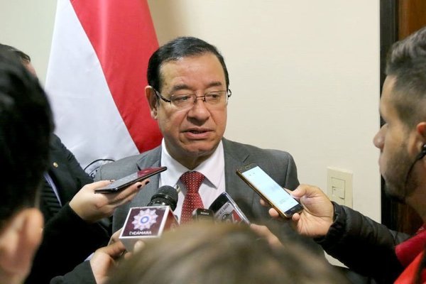 Cinco jefes para una oficina en la Cámara de Diputados - Paraguay Informa