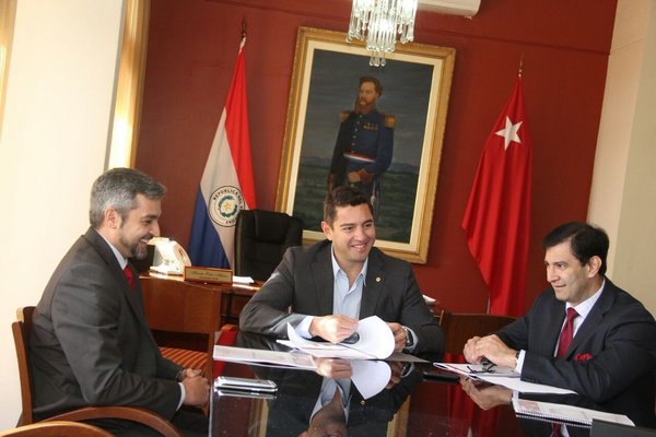 Pacto HC y Añetete pone a Pedro Alliana al frente de la Cámara de Diputados - Paraguay Informa