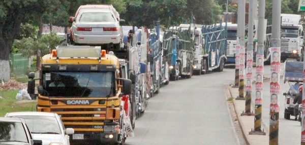 Menor consumo y mayor tipo de cambio golpean importaciones - Paraguay Informa