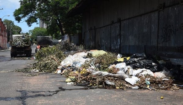 Calles de Asunción se inundan de miniverterderos - Paraguay Informa