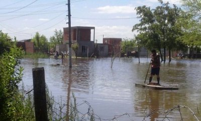 Pilar se encuentra a medio metro del estado crítico - Paraguay Informa