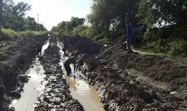 Aislamiento por lluvias y falta de terapia cobran la vida de una bebé indígena - Paraguay Informa