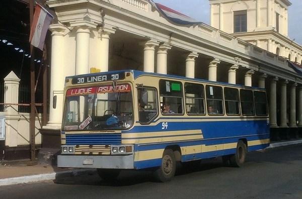 Transportistas anuncian reguladas si no hay aumento en el costo del pasaje - Paraguay Informa