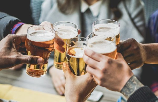 Estudio alerta sobre el aumento del consumo de alcohol en el mundo - Paraguay Informa