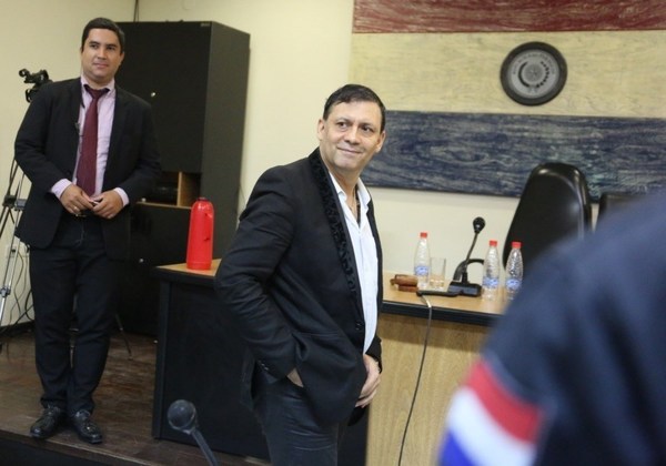Senado debe definir votos para pérdida de investidura - Paraguay Informa