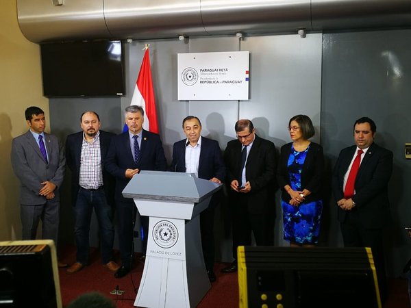 Empresarios y periodistas están implicados en red de corrupción en el Detave - Paraguay Informa