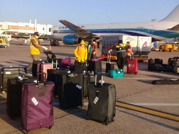 Covid-19: Llegan 160 paraguayos repatriados de Estados Unidos