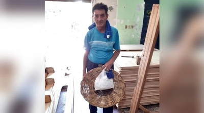 HOY / Lo subieron a la patrullera, tiraron sus chipas y le quitaron su dinero: chipero denuncia a policías