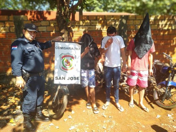 Detenidos cuando desarmaban una moto robada - ABC en el Este - ABC Color
