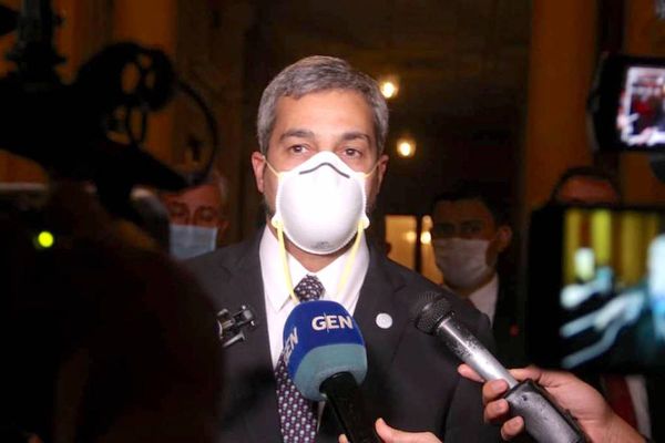 Abdo analiza suspensión de clases hasta febrero