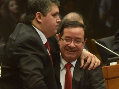Aliados de Miguel Cuevas recibieron cargos y aumentazos salariales - Paraguay Informa