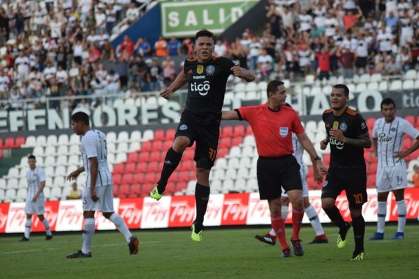 Olimpia da un salto hasta la cima del Apertura - Paraguay Informa