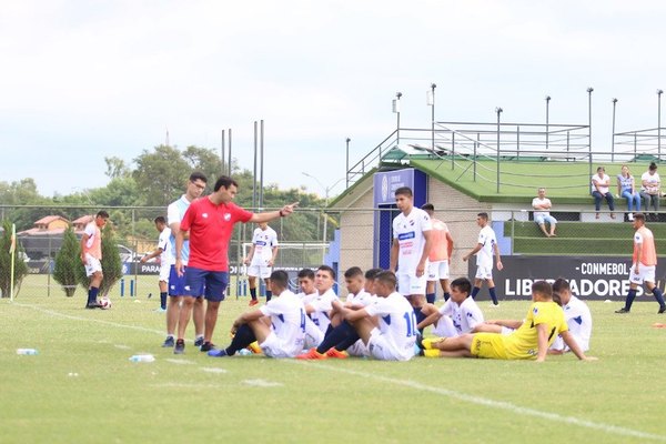 Solidaridad en tiempo de pausa futbolera | Crónica