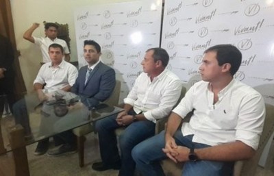 Representantes de casino negaron que hayan traído al país a Ronaldinho - Paraguay Informa