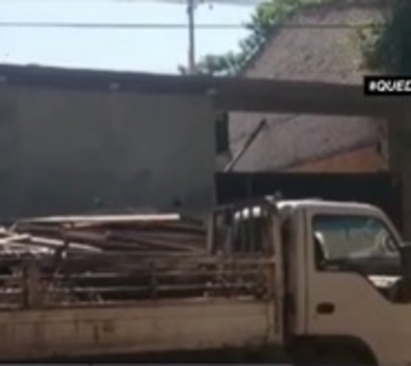 Millonario asalto con toma de rehén en Lambaré - Paraguay.com