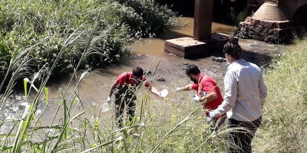 Tomaron muestras de arroyo San Lorenzo » San Lorenzo PY