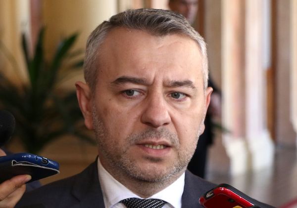 Dani Centurión busca disipar la culpa de la corrupción gubernamental - Informate Paraguay