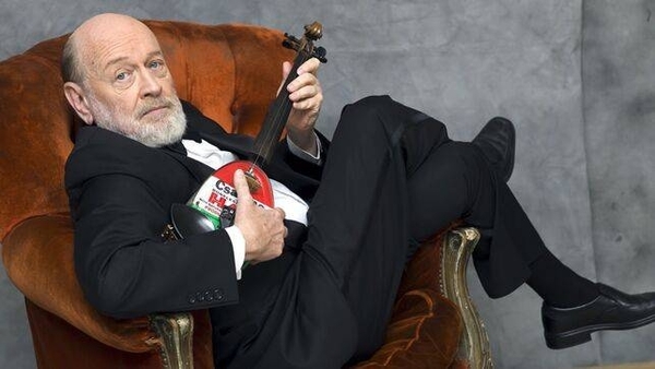 HOY / La muerte del 'luthier' Marcos Mundstock tiñe de luto la cultura hispana