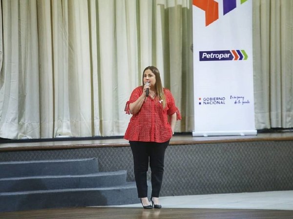 Médico de Petropar sugirió compra de agua tónica por ser más "light"