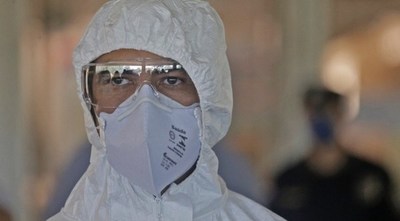 Lamentan que médicos compren sus propios productos de proección - Paraguay Informa