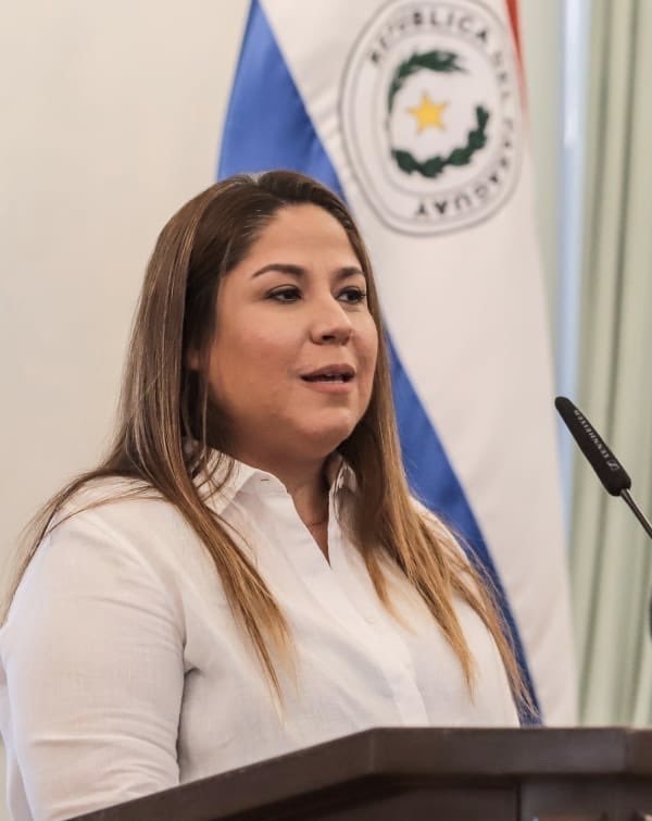 Renuncia presidenta de Petropar - Paraguay Informa
