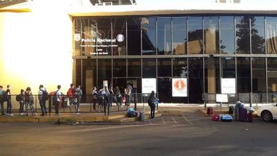 Brasileños repatriados de Paraguay quedarán en Foz