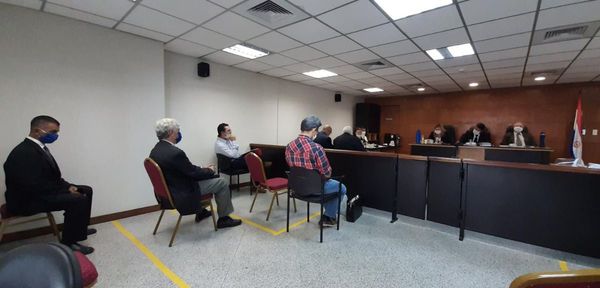 Juicio oral de Camilo Soares continúa este lunes