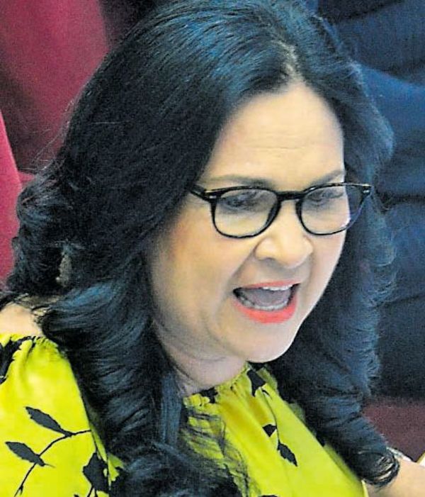 Bajac dice tener covid-19 y pide aplazar audiencia - Política - ABC Color