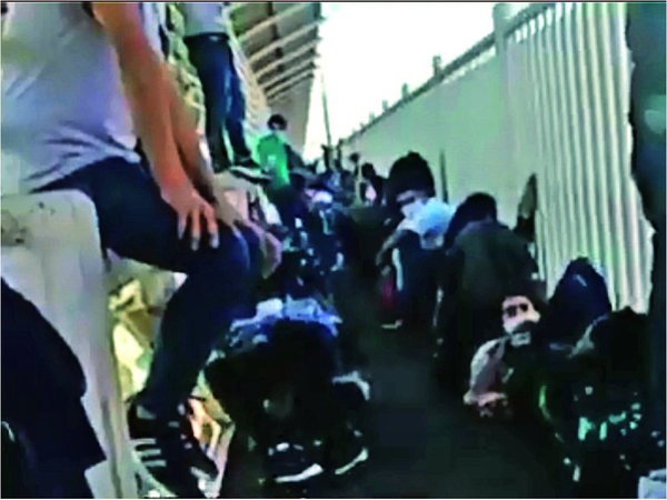 Gobierno dice que no hay lugar para 183 compatriotas varados en el Puente